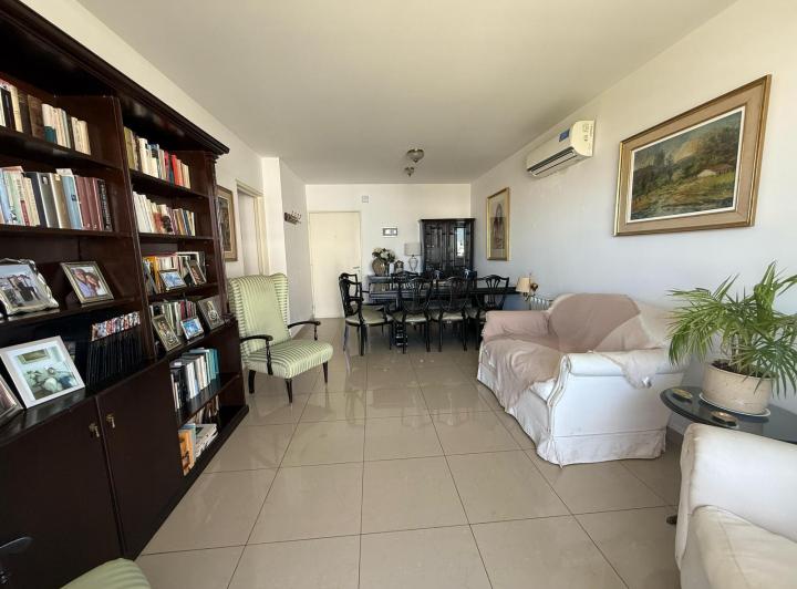 Departamento · 56m² · 2 Ambientes · 1 Cochera