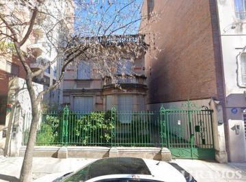Casa · 317m² · Terreno en Venta Belgrano