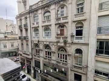 Oficina comercial de 2 ambientes, San Nicolás · Oficina en Microcentro de Excepcional Ubicación con Cochera Opcional en El Edificio