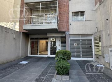 Departamento · 50m² · 2 Ambientes · 1 Cochera · Depto de 2 Ambientes Contrafrente con Amplio Balcón en Alquiler