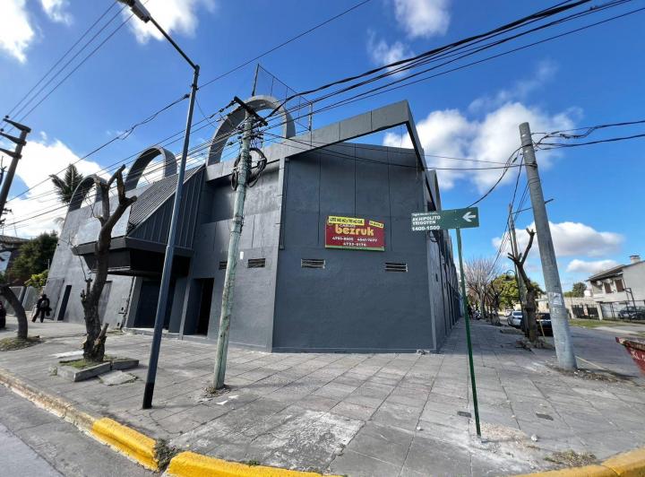 Bodega-Galpón · 795m²