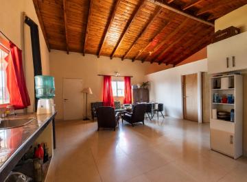 Casa · 116m² · 3 Ambientes · 1 Cochera · Venta Casa 2 Dorm. Roldan