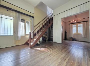 PH · 105m² · 4 Ambientes · PH en Villa Ballester - Venta - Cuatro Ambientes Local - Zona Cento.