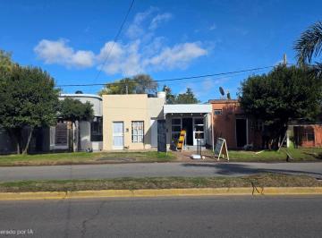 Casa · 200m² · Lote con Mejoras en Venta en Chivilcoy, Resto de La Provincia, Buenos Aires