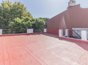 PH · 135m² · 4 Ambientes · PH en Alquiler. 3 Ambientes. Quincho y Terraza. Frente. Villa Urquiza