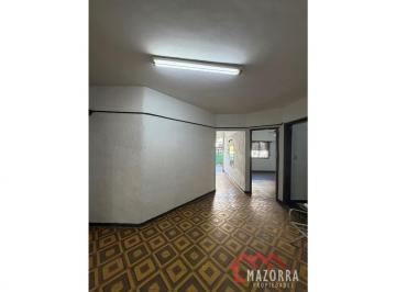 Casa · 70m² · 3 Ambientes · Casa en Alquiler - Caseros