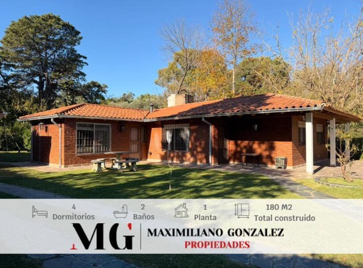 Casa · 160m² · 6 Ambientes · 2 Cocheras