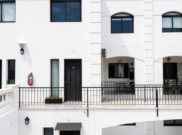 Departamento · 69m² · 2 Dormitorios · 1 Cochera · Duplex en Venta