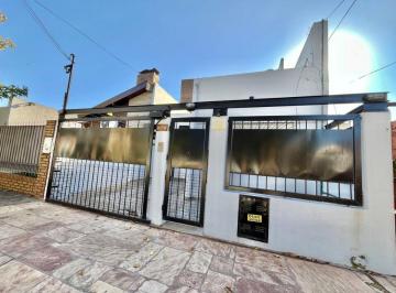 PH de 2 ambientes, Ituzaingó · Casa PH en Venta en Ituzaingó Norte Villa Ariza Desarrollada en Una Sola Planta