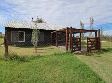 Casa · 80m² · 4 Ambientes · 2 Cocheras · Casa en Venta en Altos del Taurel