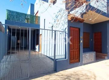 Casa · 150m² · 7 Ambientes · 1 Cochera · Casa en Alquiler Apta Comercial - Casco Viejo