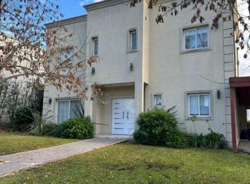 GBB-GBB-1763_2 · Venta de Casa en Santa Guadalupe, Pilar