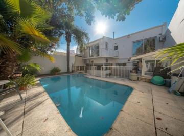 Casa de 5 ambientes, Córdoba · Maipu 2a Seccion - 4 Dorm. - Pileta