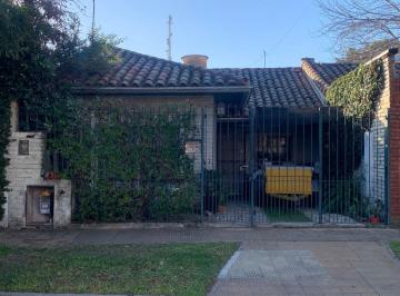 Casa de 3 ambientes, San Isidro · Martinez Venta Casa en 1 Planta C/coch y Patio