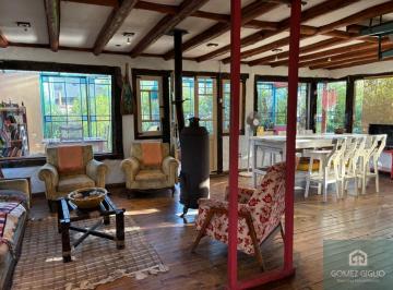 Quinta vacacional · 80m² · 5 Ambientes · Complejo de Cabañas, La Caleta