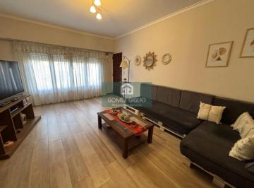 Casa · 140m² · 4 Ambientes · Casa en Venta - Florencio Sanchez 1500