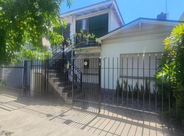 PH · 217m² · 4 Ambientes · 3 Cocheras · Venta 2 PH 4 Ambientes San Isidro, Multifamiliar