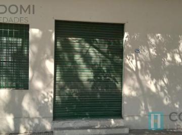 Local comercial · 30m² · 1 Ambiente · Alquiler Local en Lanús Oeste Ideal Pequeño Deposito o Comercio de Barrio.