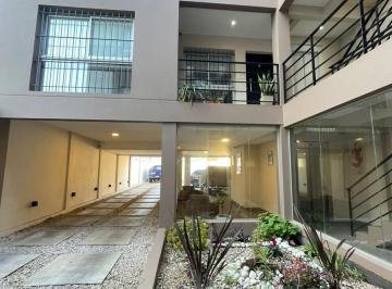 Departamento · 43m² · 2 Ambientes · Alquiler de Departamento 2 Ambientes Al Frente en Ramos Mejia - Ideal Vivienda o Uso Profesional