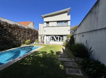 Casa · 173m² · 4 Ambientes · 2 Cocheras · Rodriguez Peña 171