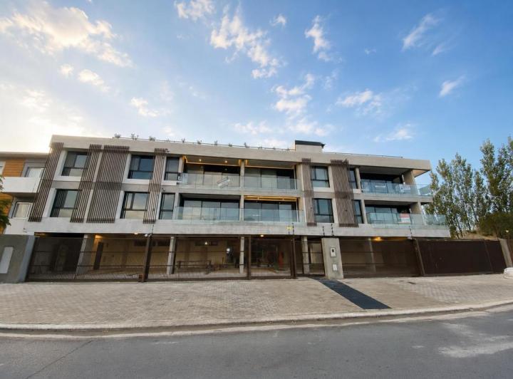 Departamento · 65m² · 3 Ambientes · 1 Cochera