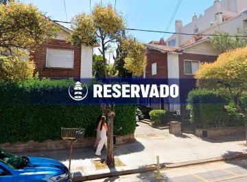 PH · 90m² · 3 Ambientes · 1 Cochera · Alquiler PH de 3 Ambientes en Barrio Playa Grande Sobre Alem