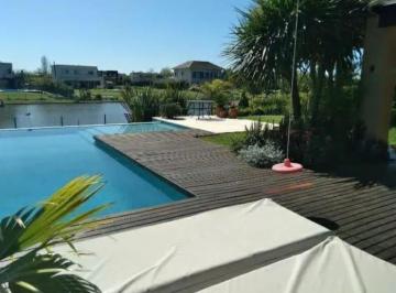 Casa · 260m² · 5 Ambientes · 2 Cocheras · Venta Casa 5 Amb. a La Laguna Barrio San Marco Villanueva Tigre