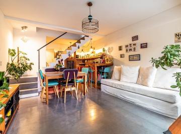 Departamento · 73m² · 3 Ambientes · 1 Cochera · Moderno Dúplex en Coghlan con Balcón y Cochera