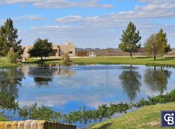 Terreno · 1049m² · Venta de Lote Interno en Barrio Las Calandrias, Campana