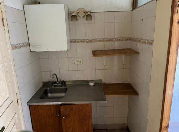 Departamento en Alquiler de 1 ambiente · Monoambiente Suipacha y Corrientes. Divisible Bajas Expensas. Ideal Estudiante.