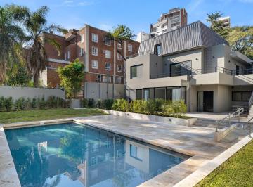 Casa · 362m² · 6 Ambientes · 2 Cocheras · Casa en Complejo en Belgrano R