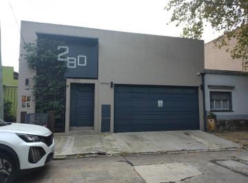 Casa de 4 ambientes, Quilmes · Casa en Venta 4 Ambientes con Cochera Para 2 Autos Apto Credito