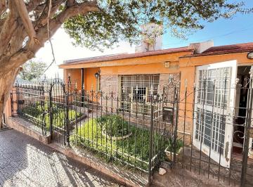 Casa · 120m² · Casa - Rivadavia