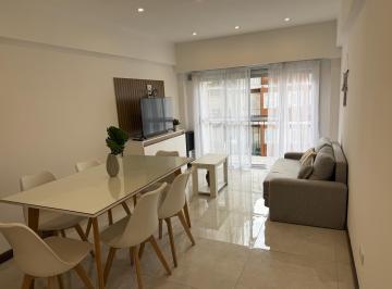 Departamento · 59m² · 3 Ambientes · Venta Tres Ambientes a La Calle Reciclado Zona Plaza Mitre