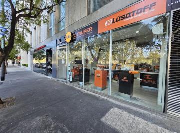 Local comercial · 243m² · Local en Alquiler en Puerto Madero - Esquina - Apto Todo Destino