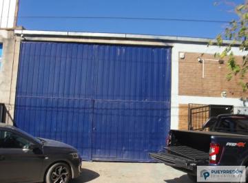 Local comercial · 200m² · 2 Ambientes · Galpón / Depósito en Venta! 200 m²