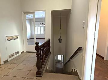 Casa · 152m² · 5 Ambientes · Casa de 3 Dorm. con Patio y Terraza Exclusiva – Arroyito, Rosario