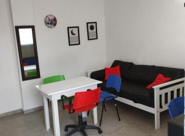 Departamento · 40m² · 2 Ambientes · Excelente Dos Ambientes con Terraza Cuarto Piso por Escalera