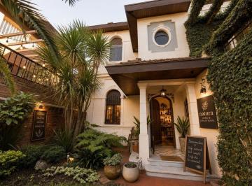 Local comercial · 271m² · 5 Ambientes · 1 Cochera · Alquiler Exclusivo Casa Comercial a m de Plaza Arenales en Villa Devoto