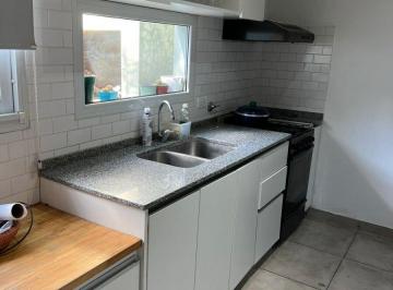 Casa · 75m² · 3 Ambientes · Casa en El Centro de Madariaga - Oportunidad