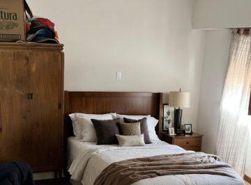 Casa · 37m² · 2 Ambientes · PH en General Madariaga, Centro de La Ciudad