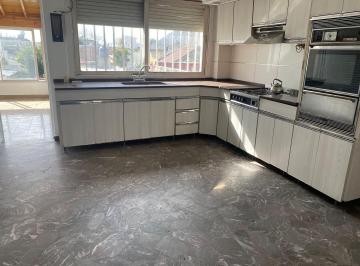 Departamento · 142m² · 4 Ambientes · Dpto Al Frente 4 Ambientes