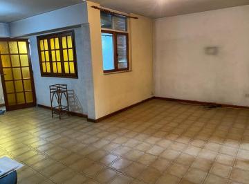 Departamento · 65m² · 3 Ambientes · Dpto Al Fte 3 Amb Lomas del Mirador