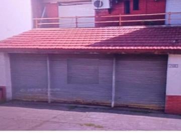 Departamento · 228m² · 3 Ambientes · Dpto 3 Amb. + Dpto 2 Amb. + Local