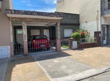 Casa · 115m² · 3 Ambientes · 1 Cochera · Casa 3 Amb. con Cochera