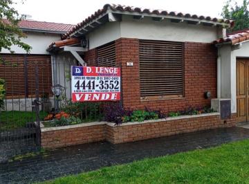 Casa · 125m² · 3 Ambientes · 1 Cochera · Casa 3 Amb. Lomas del Mirador