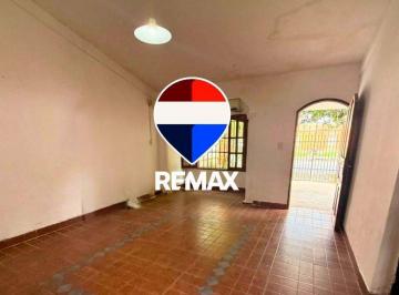 Casa · 95m² · 4 Ambientes · 1 Cochera · Casa Alquiler B° Miguel Araoz Zona Sur 3 Dorm
