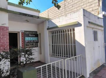 Casa · 157m² · 4 Ambientes · 1 Cochera · Venta Casa 3 Dorm. Altamira