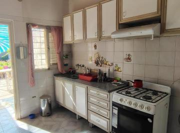 Casa · 157m² · 4 Ambientes · 1 Cochera · Venta Casa 3 Dorm. Altamira
