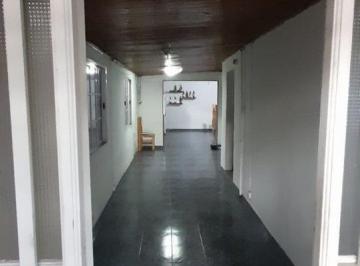 Casa · 120m² · 3 Ambientes · 1 Cochera · Venta Casa Lote Propio de 500 m Aprox. en Moron